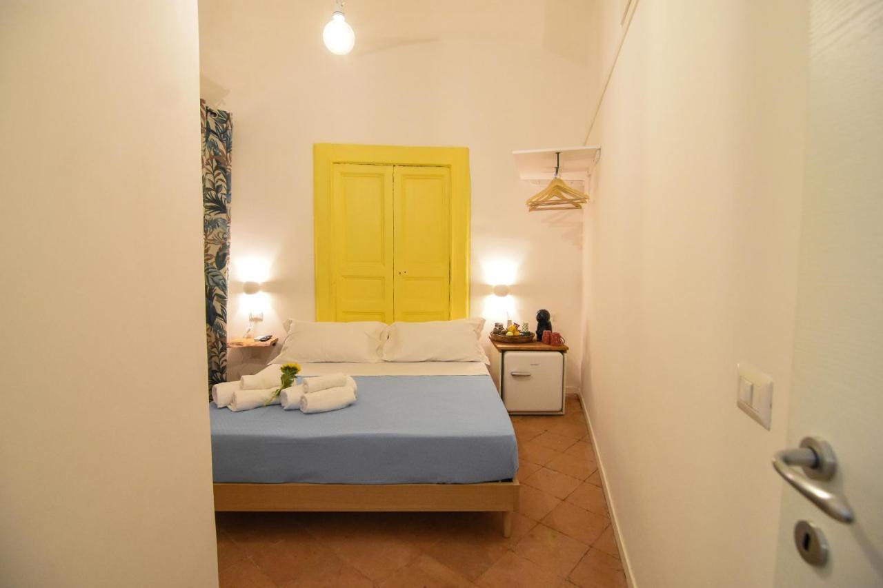 La Dimora Di Artemide B&B Неаполь Экстерьер фото